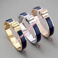 Hermes Hinged Enamel Bracelet In Navy Blue