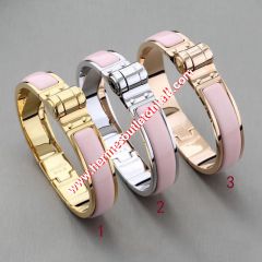 Hermes Hinged Enamel Bracelet In Pink